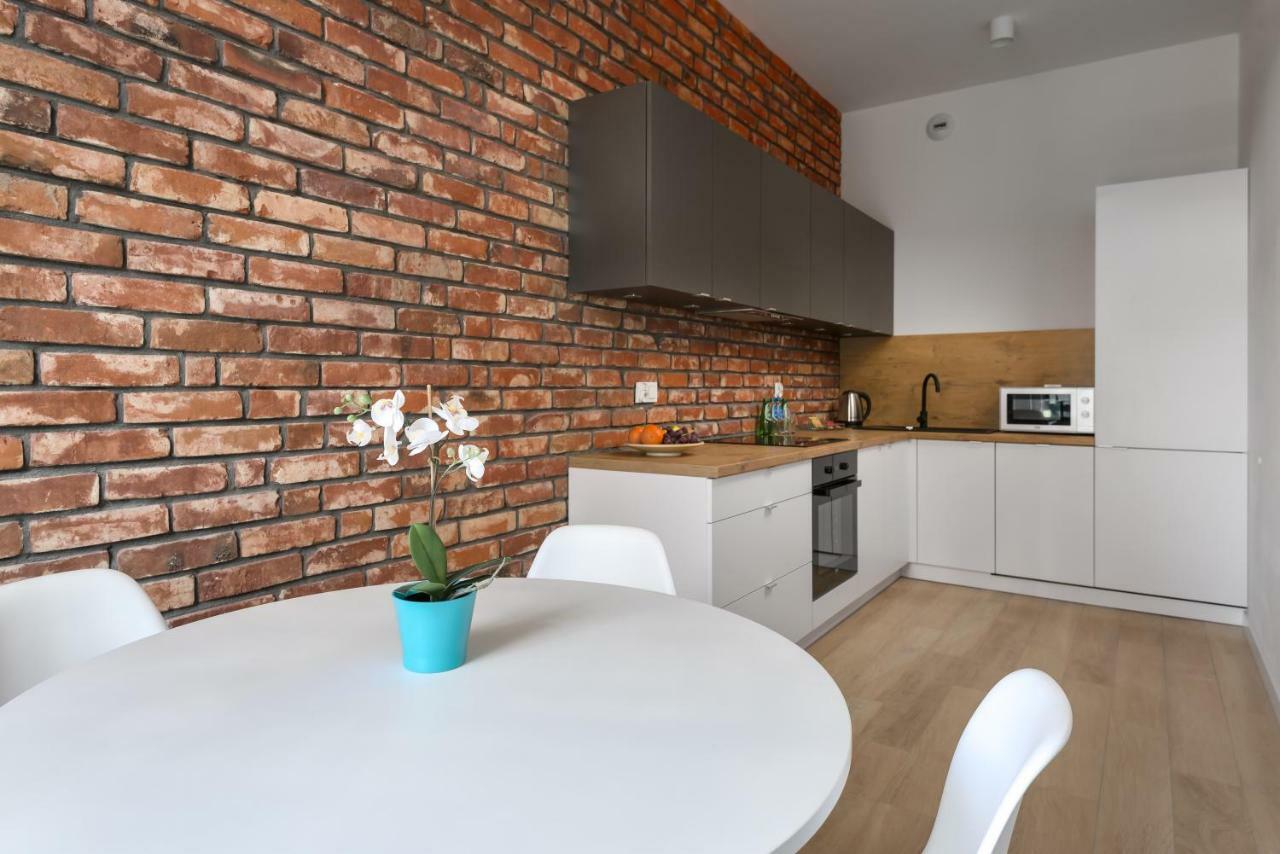 Easy Apartments Вроцлав Екстер'єр фото