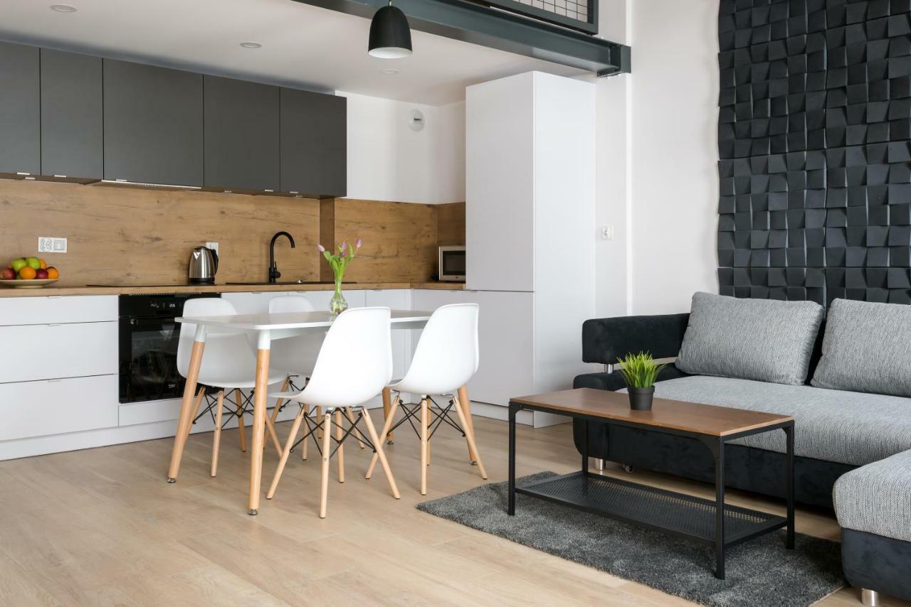Easy Apartments Вроцлав Екстер'єр фото